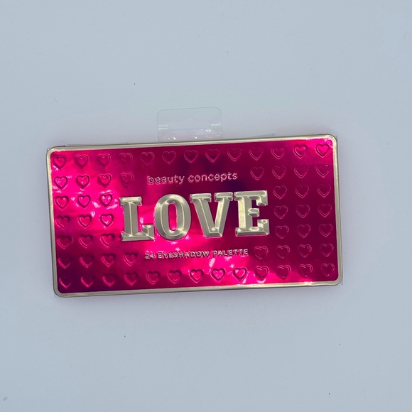 Beauty Concepts 24 Eyeshadow Palette - Picture 6 of 6